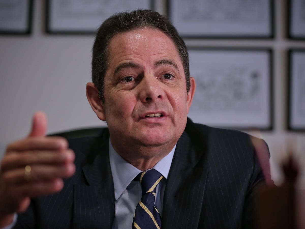 Vargas Lleras propone a sectores de oposición llegar unidos a las presidenciales de 2026