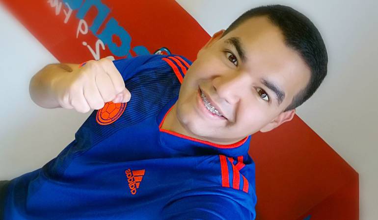 El impresionante imitador de voces cantó al ritmo de 'X'