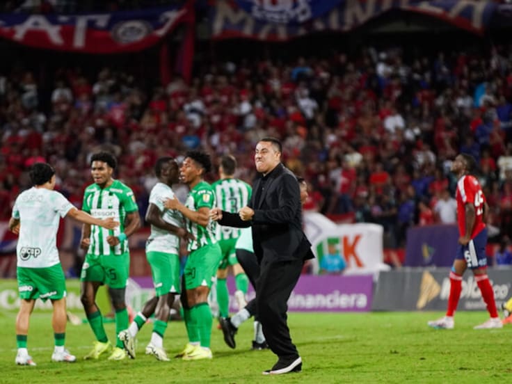 Autoridades de Medellín imponen impresionante castigo a Efraín Juárez