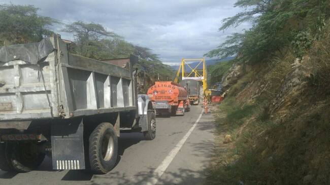 Puente Mariano Ospina Pérez sobre el río Zulia