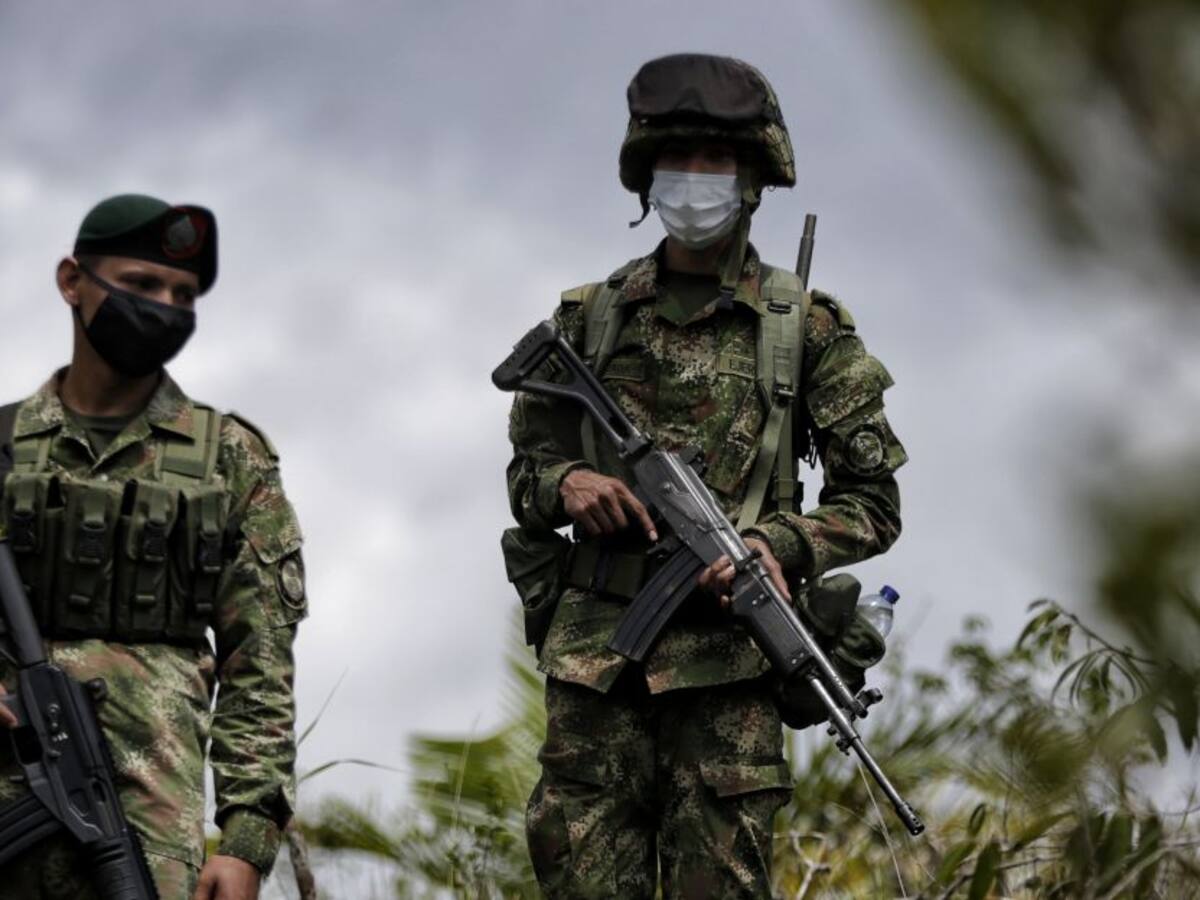 Más de 40 suicidios se han reportado en 2021 en las Fuerzas Militares