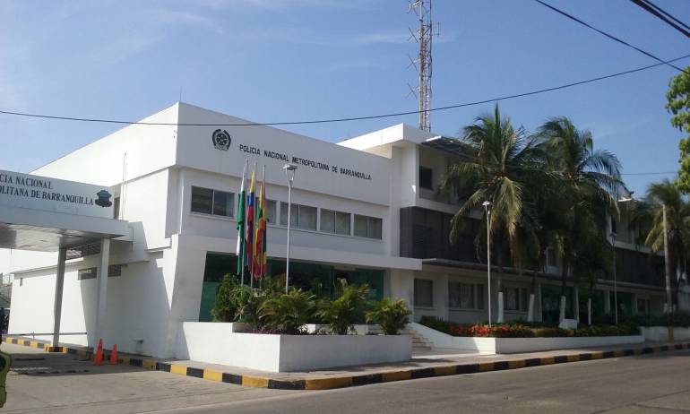 Autoridades investigan los hechos donde un menor murió en un aparente caso de robo.