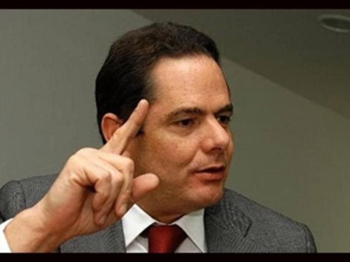 Mininterior le dice a magistrados del Consejo Superior que 'no todo lo legal es ético'