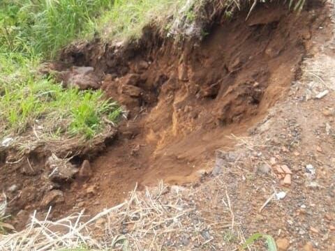 Deslizamiento de tierra en Manrique La Cruz. Foto: Brigadistas Voluntarios Bello Oriente