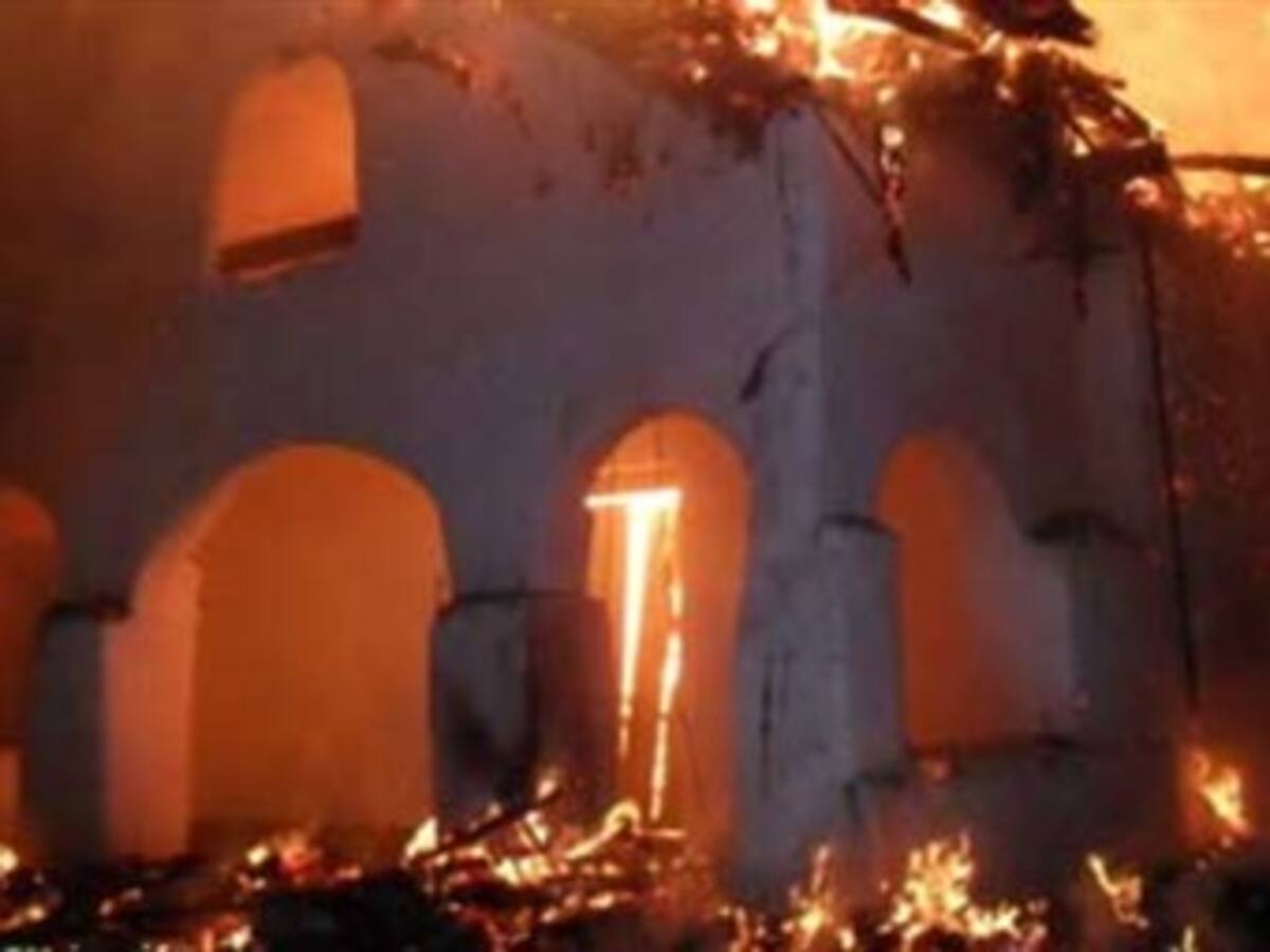 Denuncian que ya habían planes para incendiar la iglesia de Inzá, Cauca