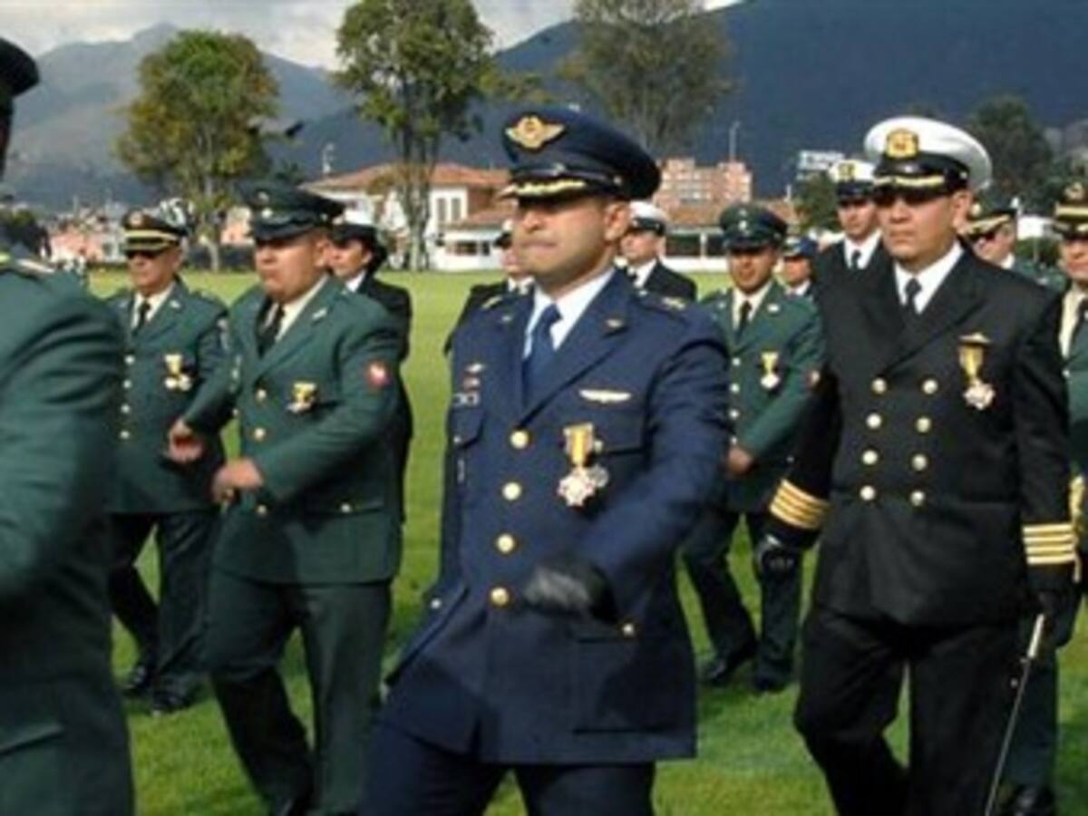 Crisis en Fuerzas Militares será tema de campañas electorales: expertos