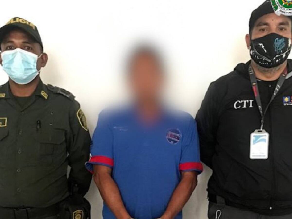 A la cárcel falso entrenador de fútbol señalado de abuso de menores