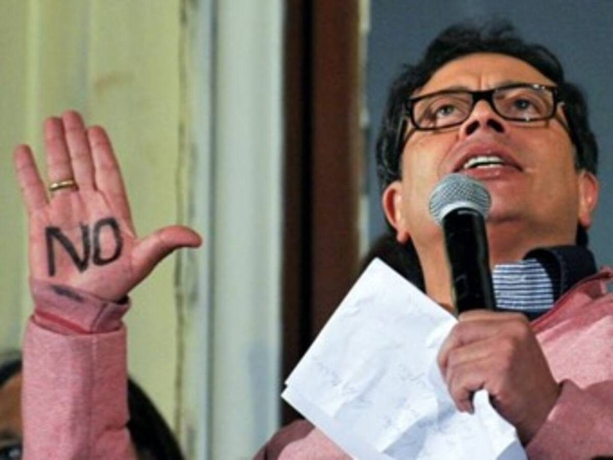 Defensa de Petro viaja hoy a Washington para reunirse el martes con la CIDH