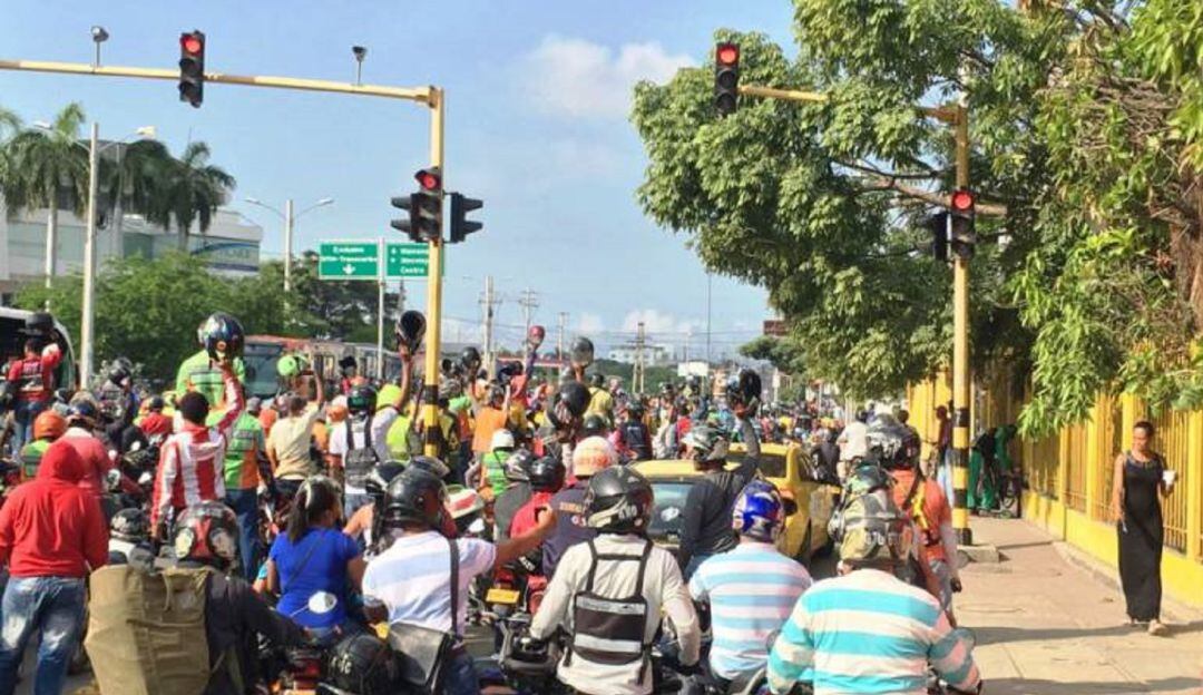El gremio calificó como una “traición” por parte del director del DATT la expedición del decreto que estipula el pico y placa y día sin moto 