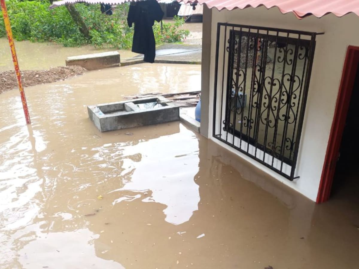 Cuatro sectores se inundaron en Barbosa por desbordamiento del río Medellín