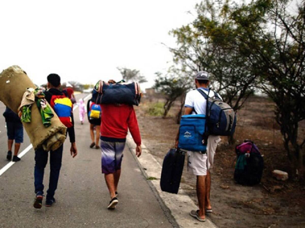 Expectativa por exclusión de venezolanos irregulares con vacuna de COVID-19