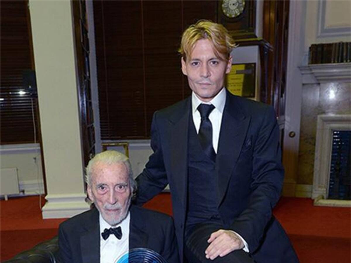 Johnny Depp rinde homenaje a Christopher Lee