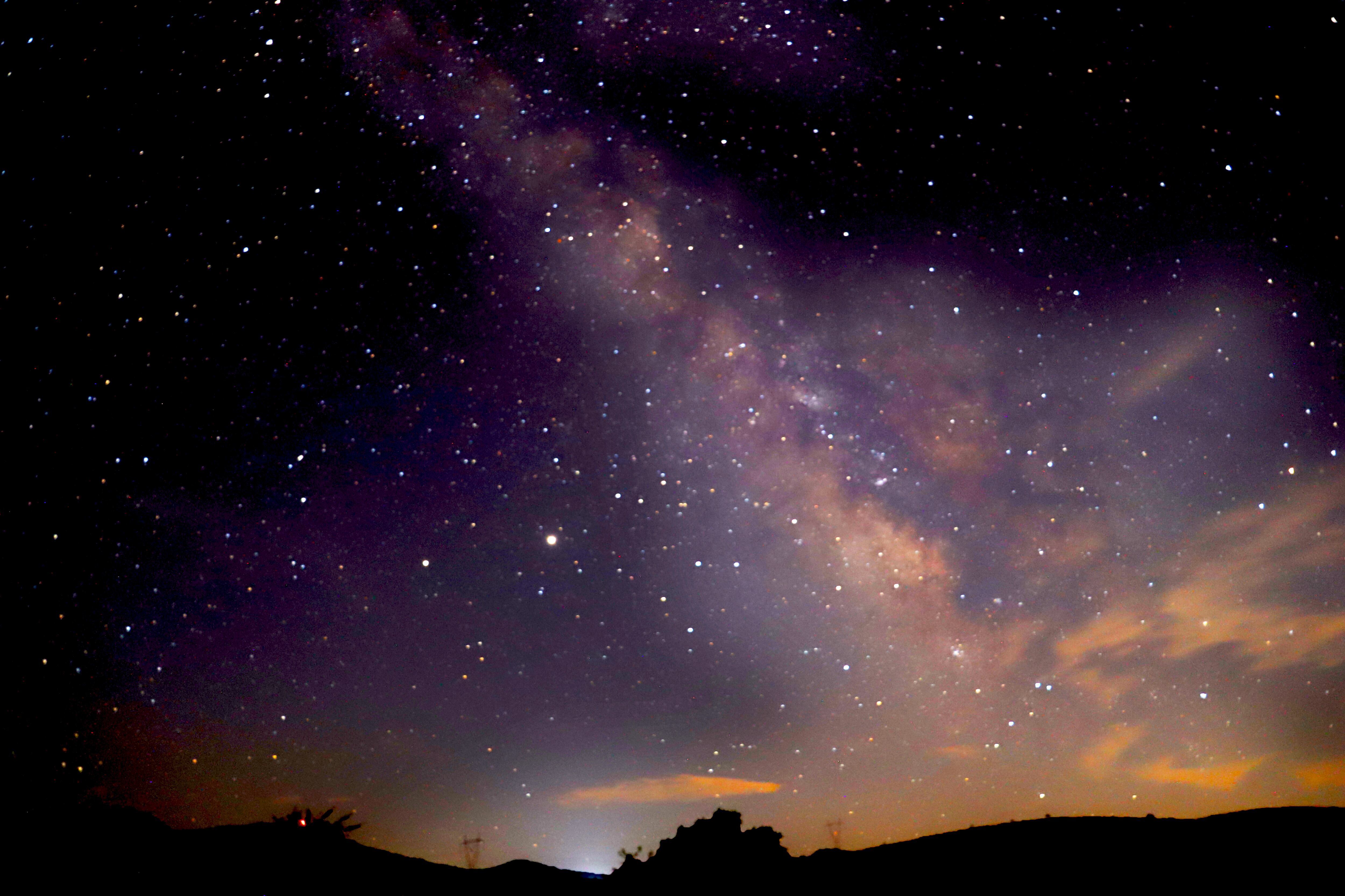 Lluvia de estrellas Oriónidas 2024. Imagen de referencia vía Getty Images