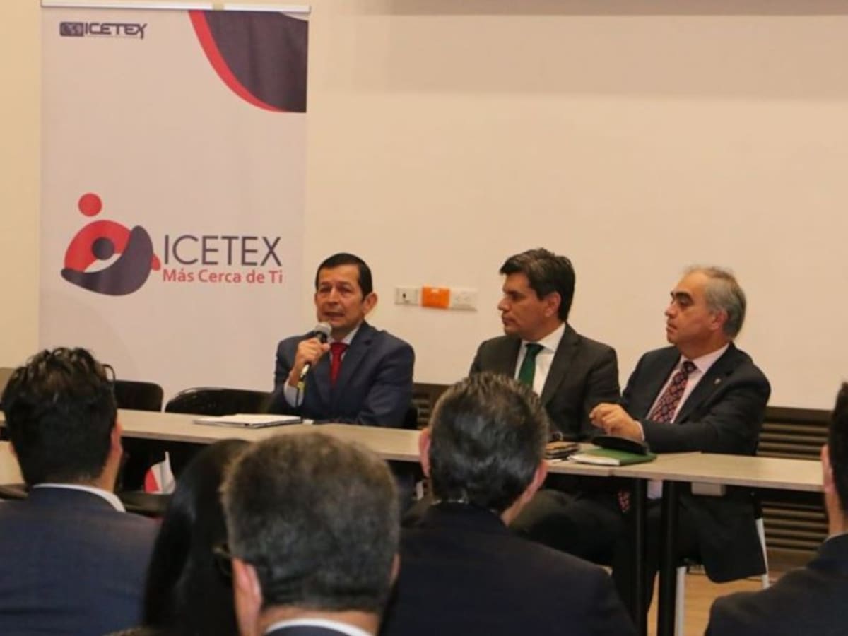 Presidente del ICETEX visitó Manizales para socializar su reforma integral