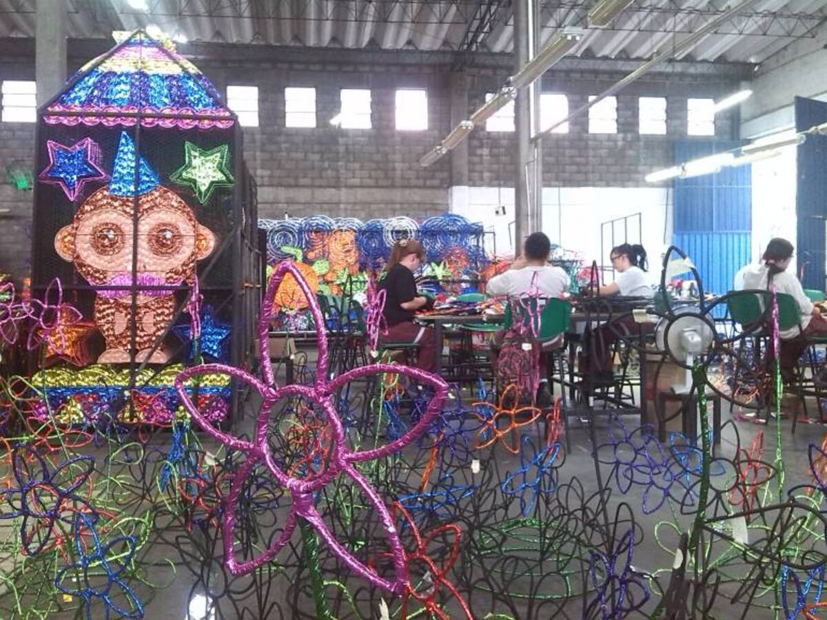 Alumbrado navideño de Medellín no tendrá sendero peatonal en 2015