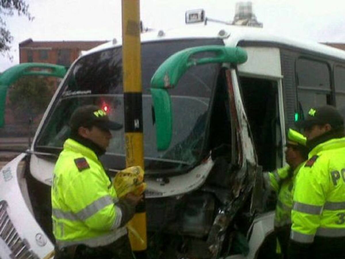 Están fuera de peligro niñas del Liceo Femenino accidentadas en ruta