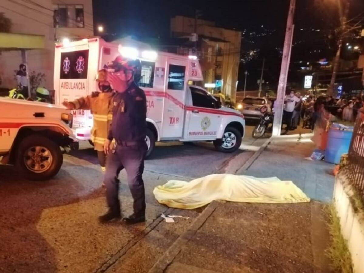 Una mujer falleció cuando fue arrollada por un vehículo en Los Nogales