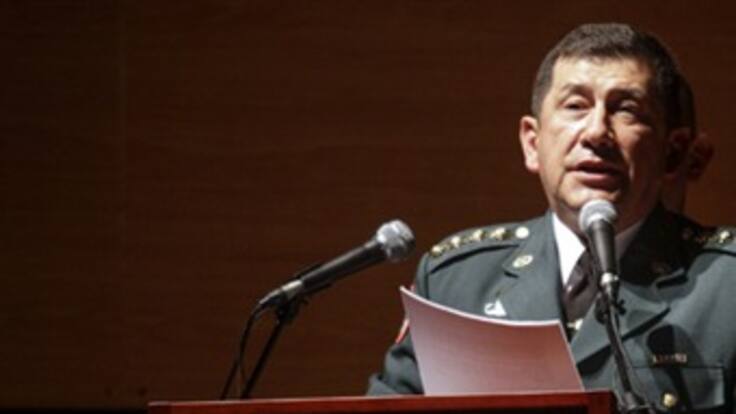 Chuzadas al presidente son traición a la patria: general Rodríguez