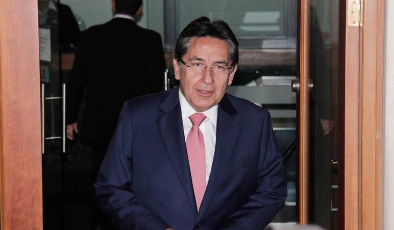 Nestor Humberto Martínez fue elegido como nuevo Fiscal General de la Nación. 