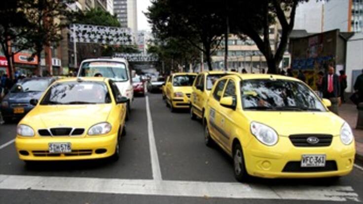 Taxistas piden que carrera mínima quede en 4.300 pesos
