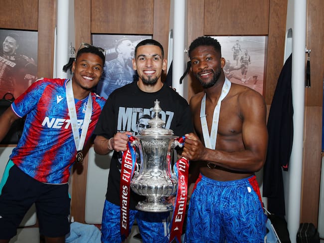 Crystal Palace quiere juntar a figura de Selección Colombia con Daniel Muñoz y Jefferson Lerma. (Photo by KontentHaus/Getty Images)