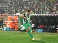 James Rodríguez durante su partido ante el Junior / Colprensa.