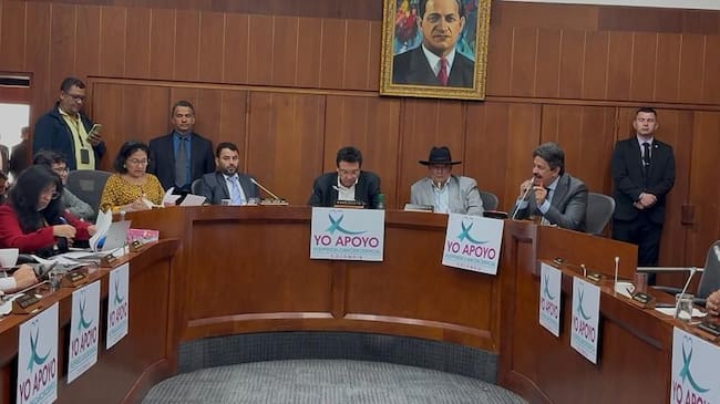 Proyecto de ley 033 de 2026. Redes sociales