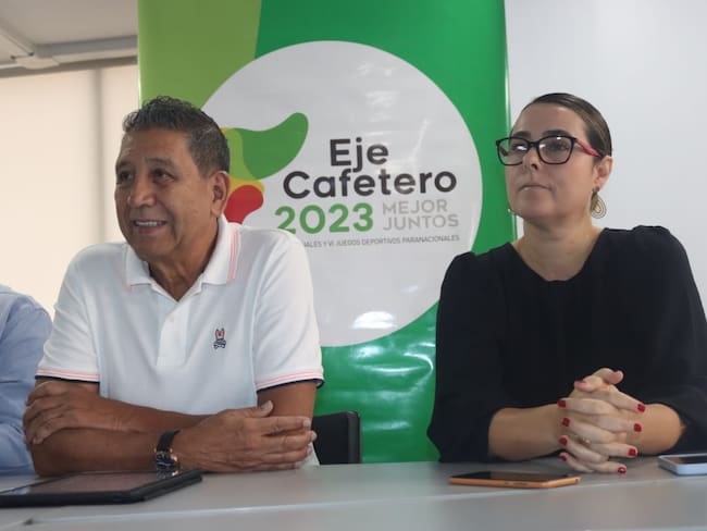 John Jairo Velásquez y Mariana Mesa. | Foto: Pablo Bohórquez.