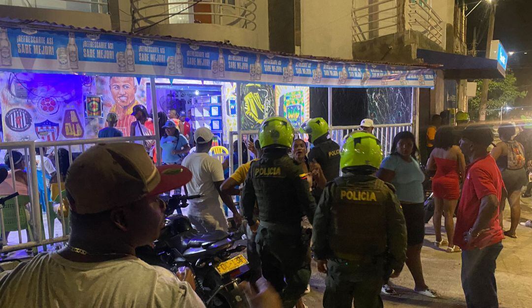 La institución también reportó el decomiso de 211 armas blancas y cinco armas de fuego