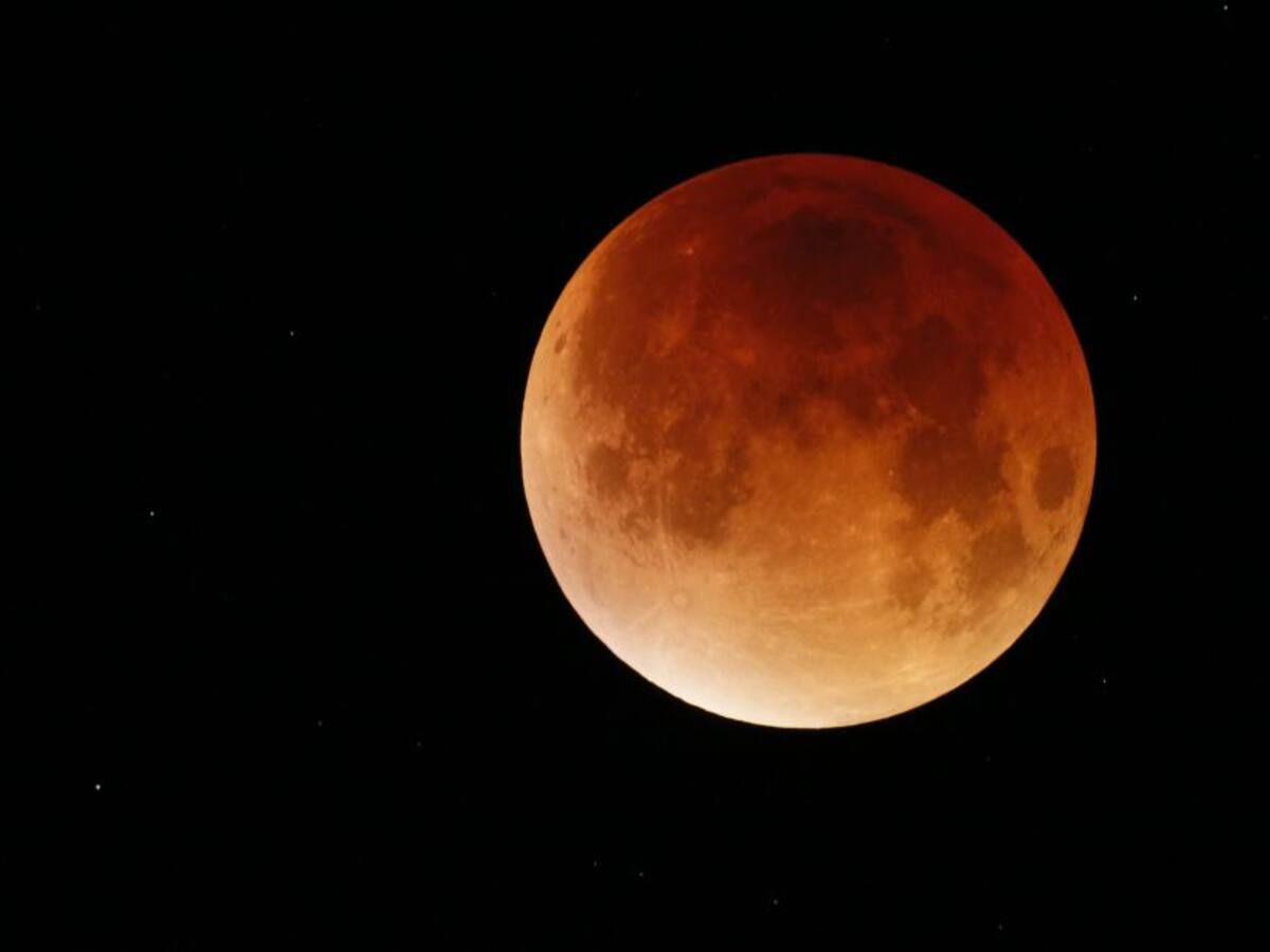 Eclipse de Luna Roja: Así se vivió en Colombia este evento astronómico