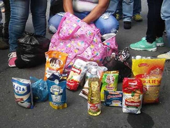 Por unidades los venezolanos comercializan productos subsidiados por el gobierno. 