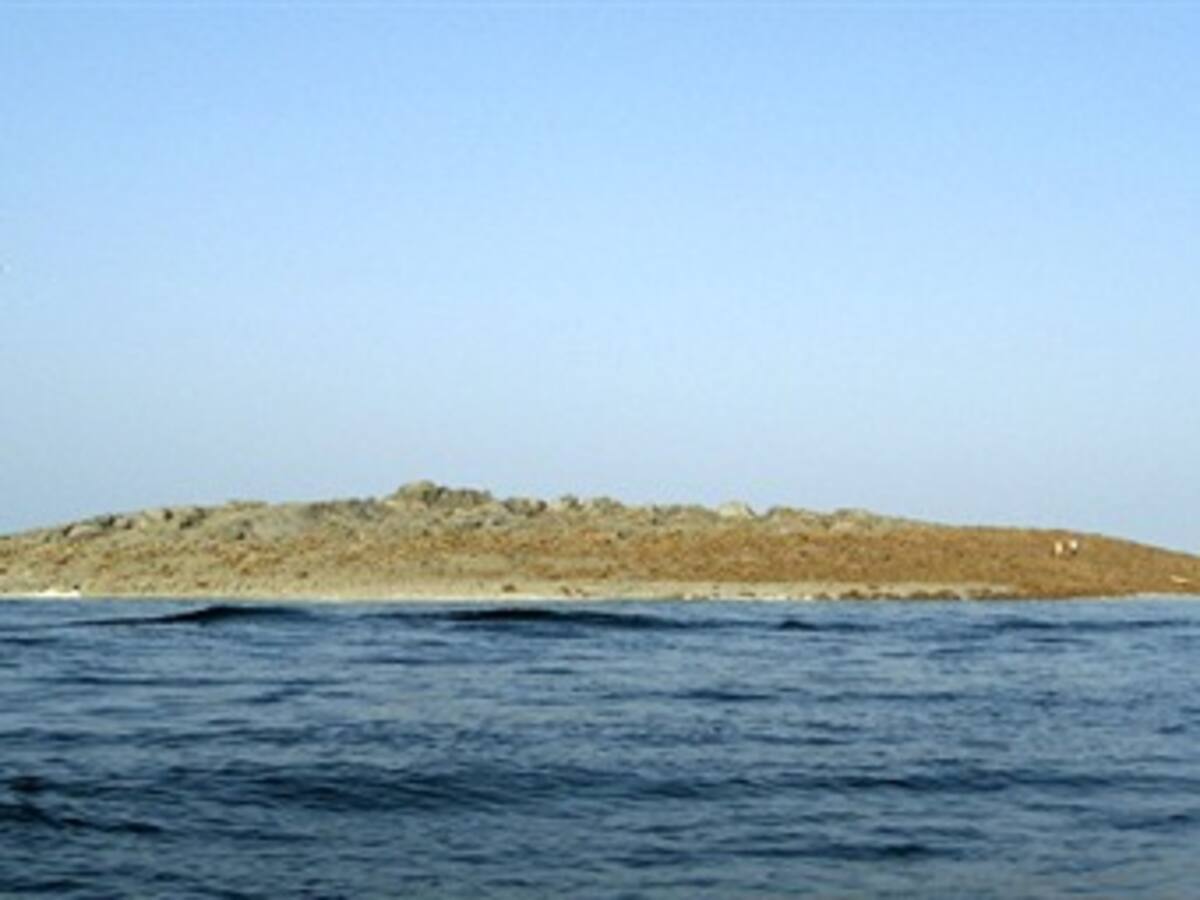 La isla que brotó por el terremoto en Pakistán