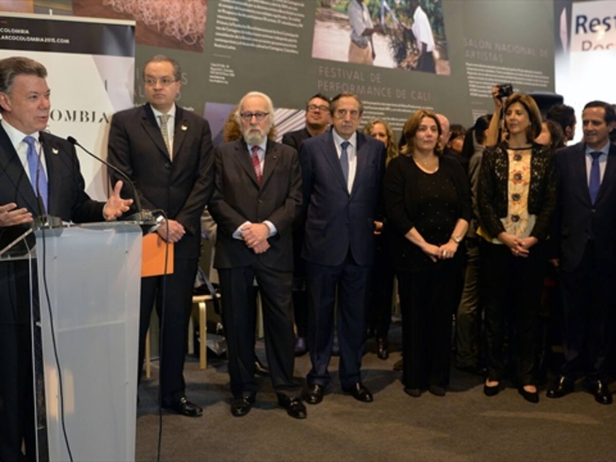 Santos explica hoy en Europa conversaciones de paz con las Farc