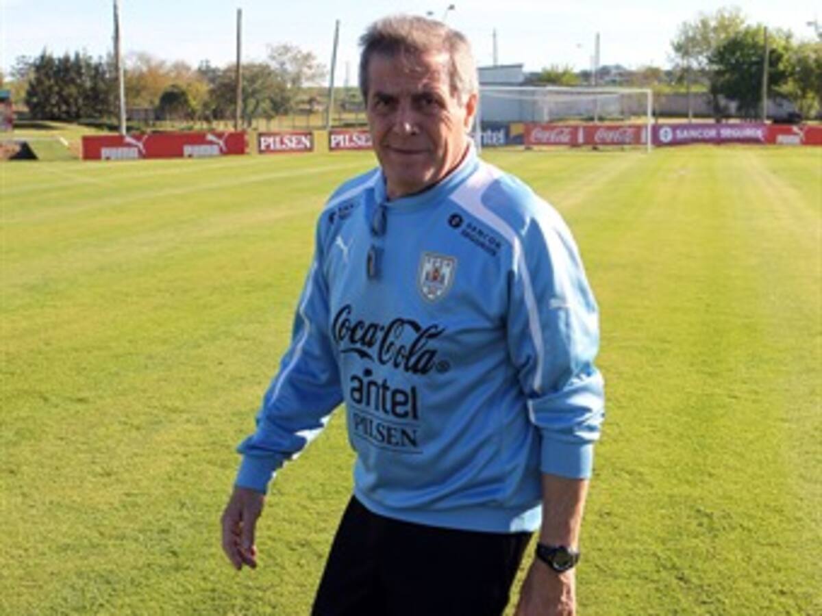 Tabárez: "Uruguay no especulará en su partido ante Ecuador"