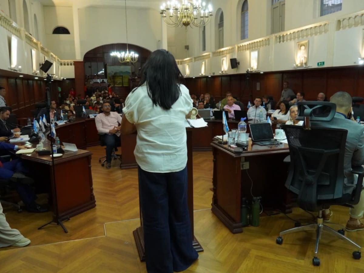Asamblea del Valle respaldó la gestión de Indervalle tras debate de control político