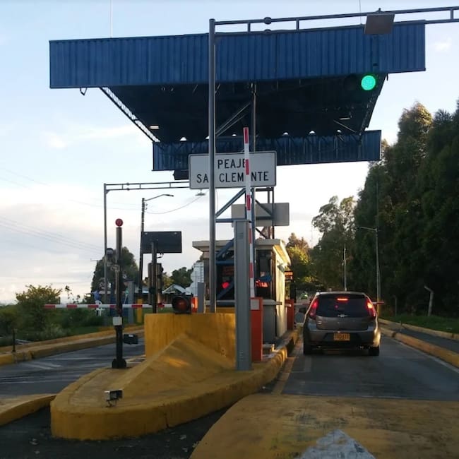Peaje San Clemente, ubicado entre Riosucio y Anserma, Caldas, sobre la Troncal de Occidente. Foto: Facebook Hola Riosucio.