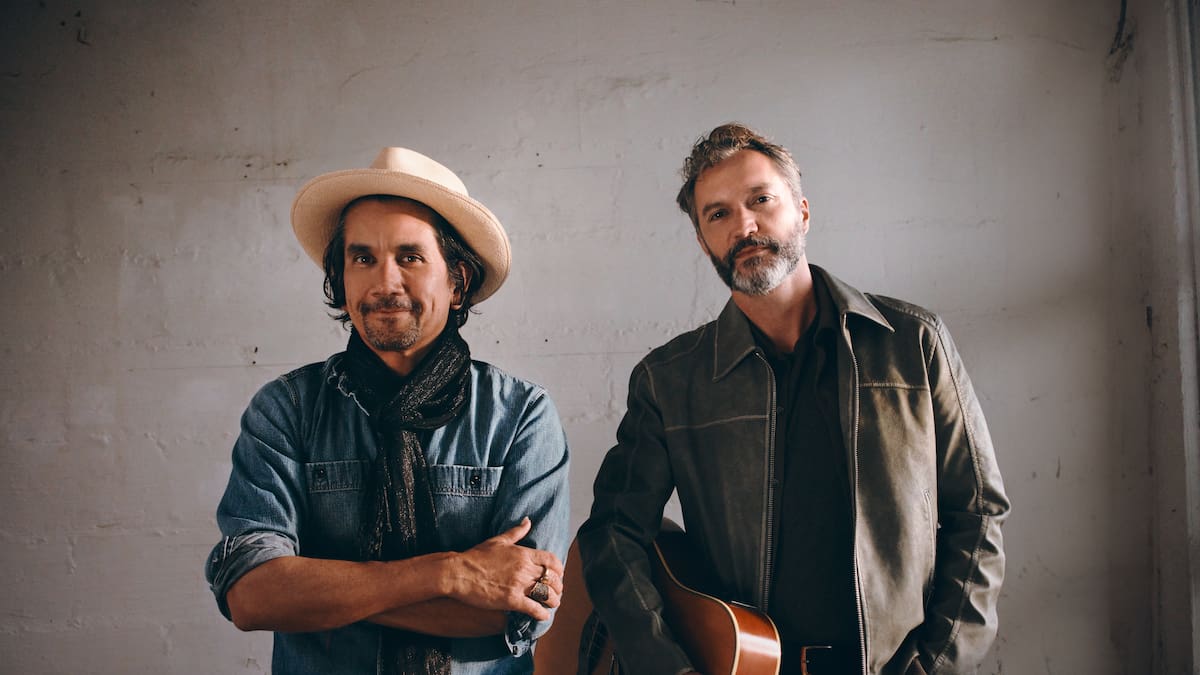 BACILOS presenta su muy esperado álbum PEQUEÑOS ROMANCES
