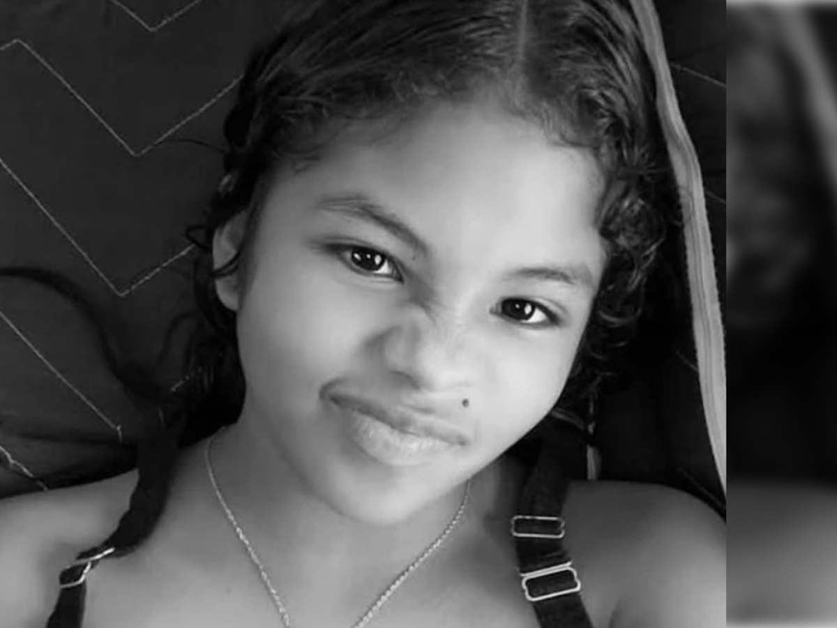 Falleció la estudiante que fue alcanzada por un rayo en la cancha de su colegio en Montelíbano