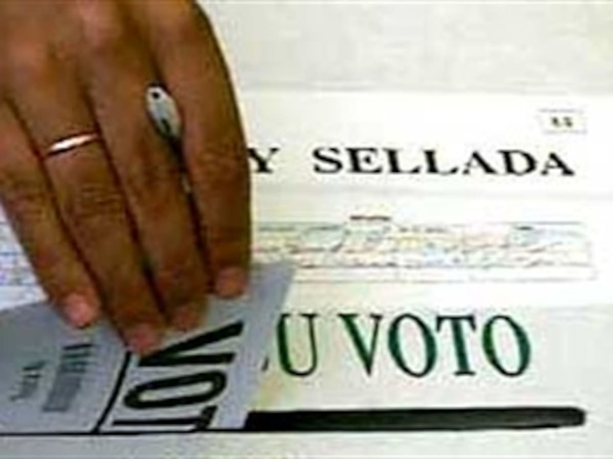 Candidatos presidenciales rechazan amenazas de la guerrilla e invitan a votar masivamente