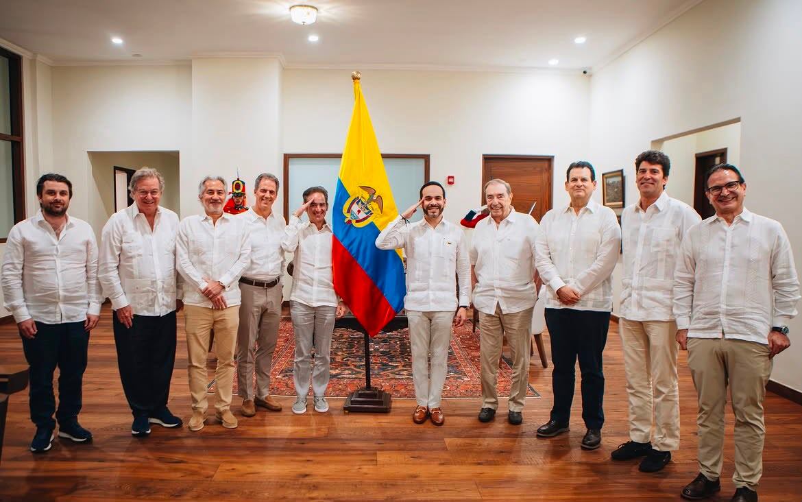 De la Espriella logra acuerdo con empresarios para apoyar a damnificados del terremoto