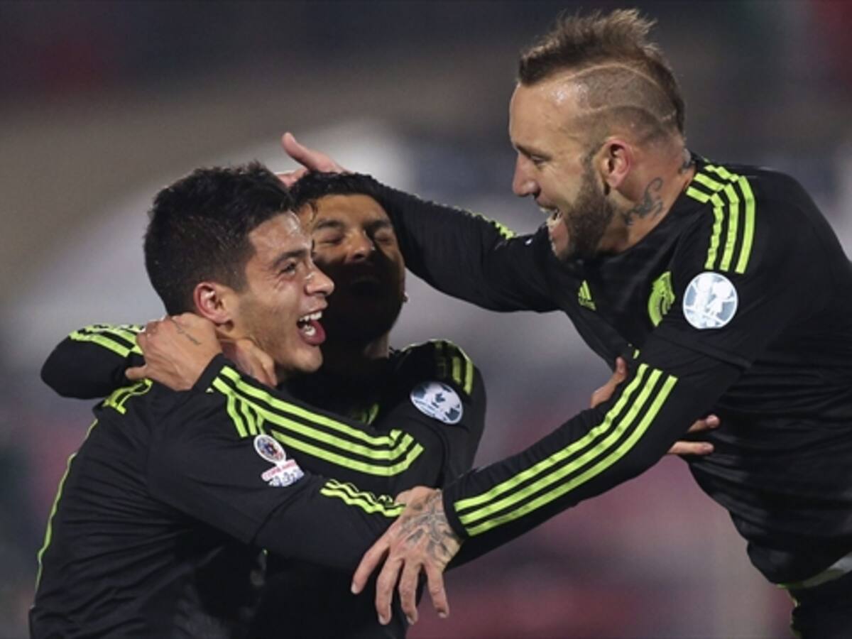 Escuche el segundo gol de México en su encuentro frente a Chile