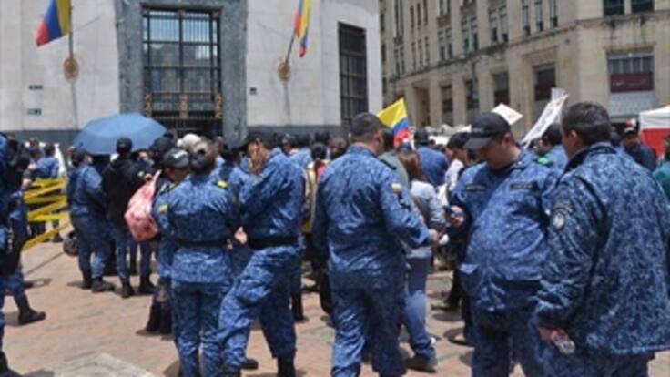 Capturan en flagrancia a guardianes del Inpec por llevar droga a cárceles
