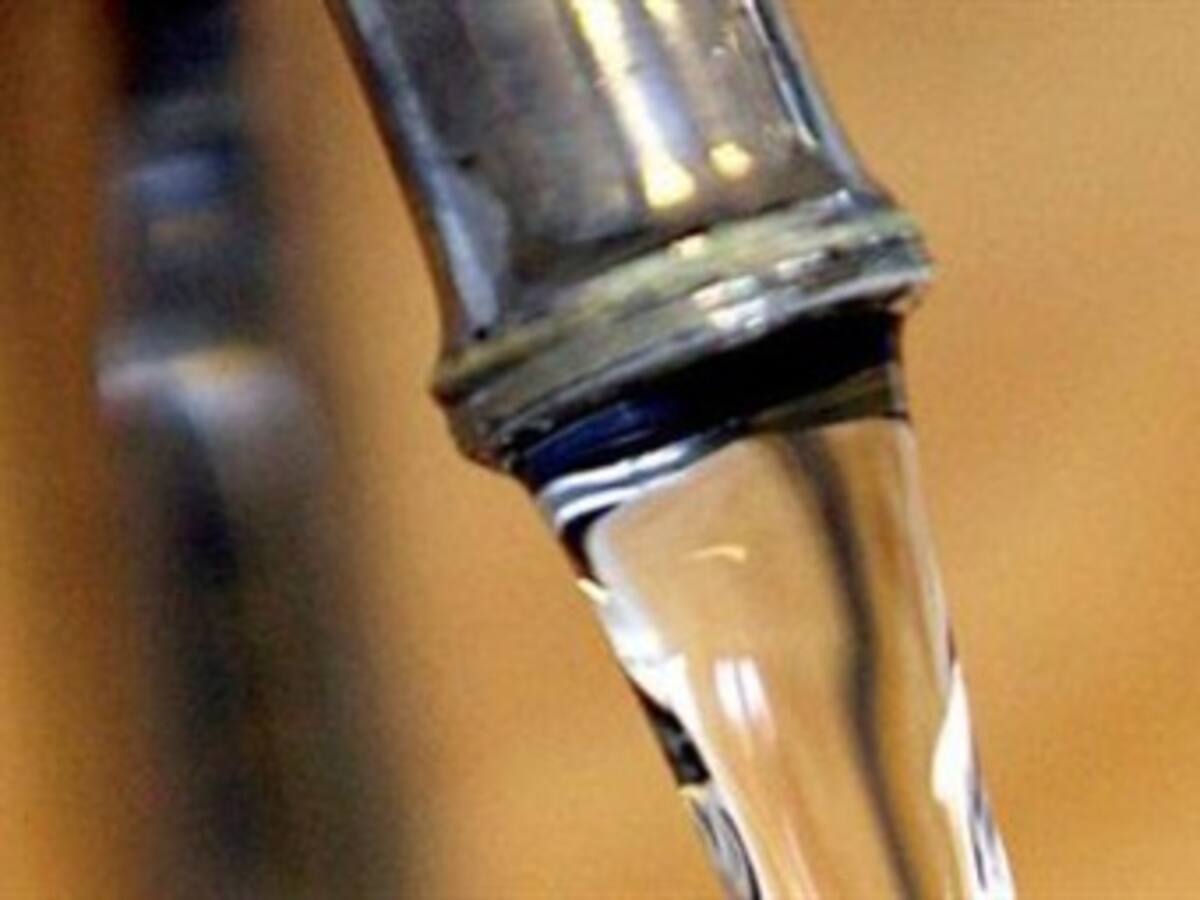 El agua del Acueducto no registra contaminación: Secretaría de Salud