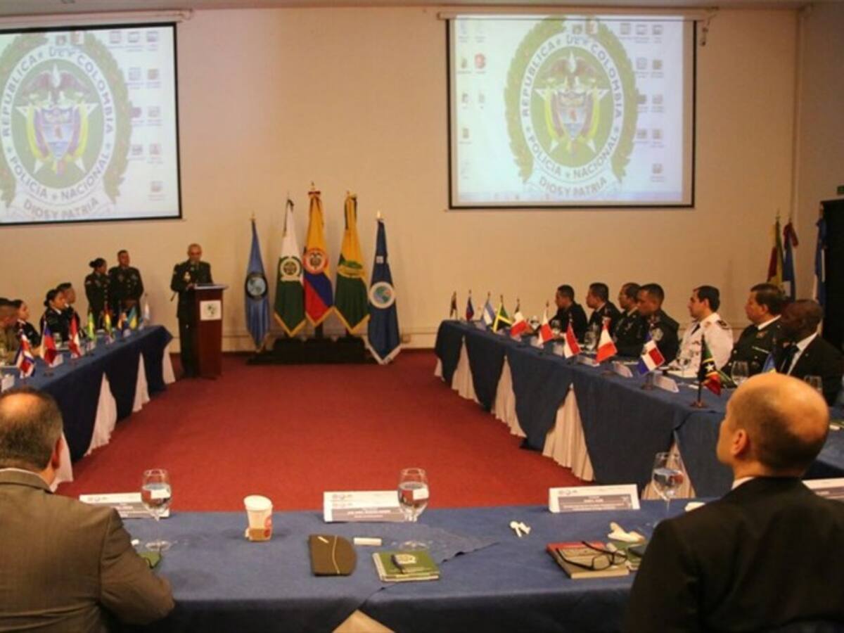 Autoridades de 11 países se capacitan en Colombia en lucha antidrogas