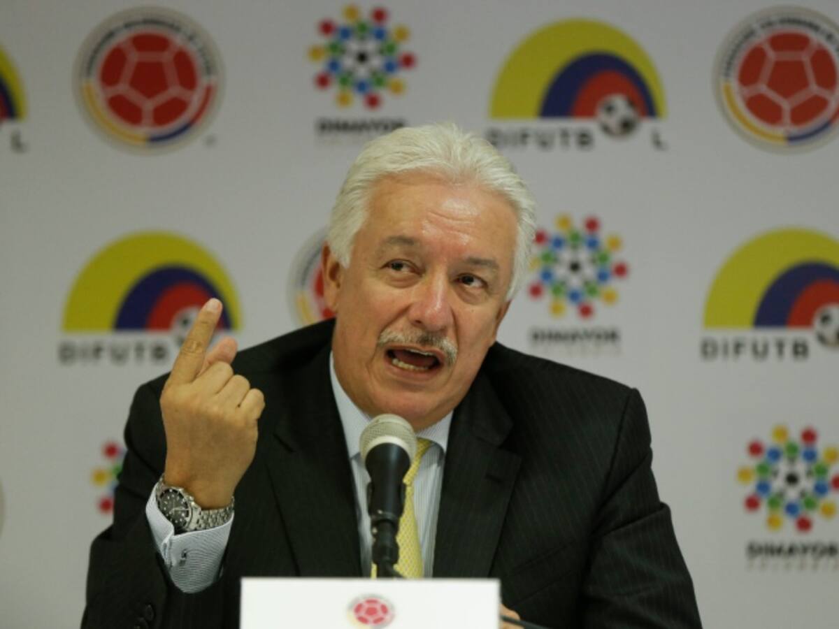 No está fácil la salida de Perdomo