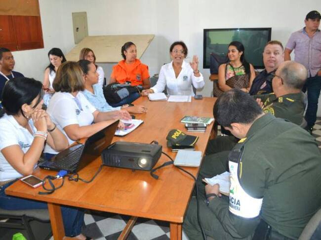 Gobernación del Magdalena, Policía, Bomberos, Defensa Civil, Bienestar Familiar, Alcaldía de Santa Marta, Secretaría de Salud, entre otras autoridades, siguen implementando estrategias para contrarrestar el uso de pólvora. Fotografía Gobernación del Magdalena.