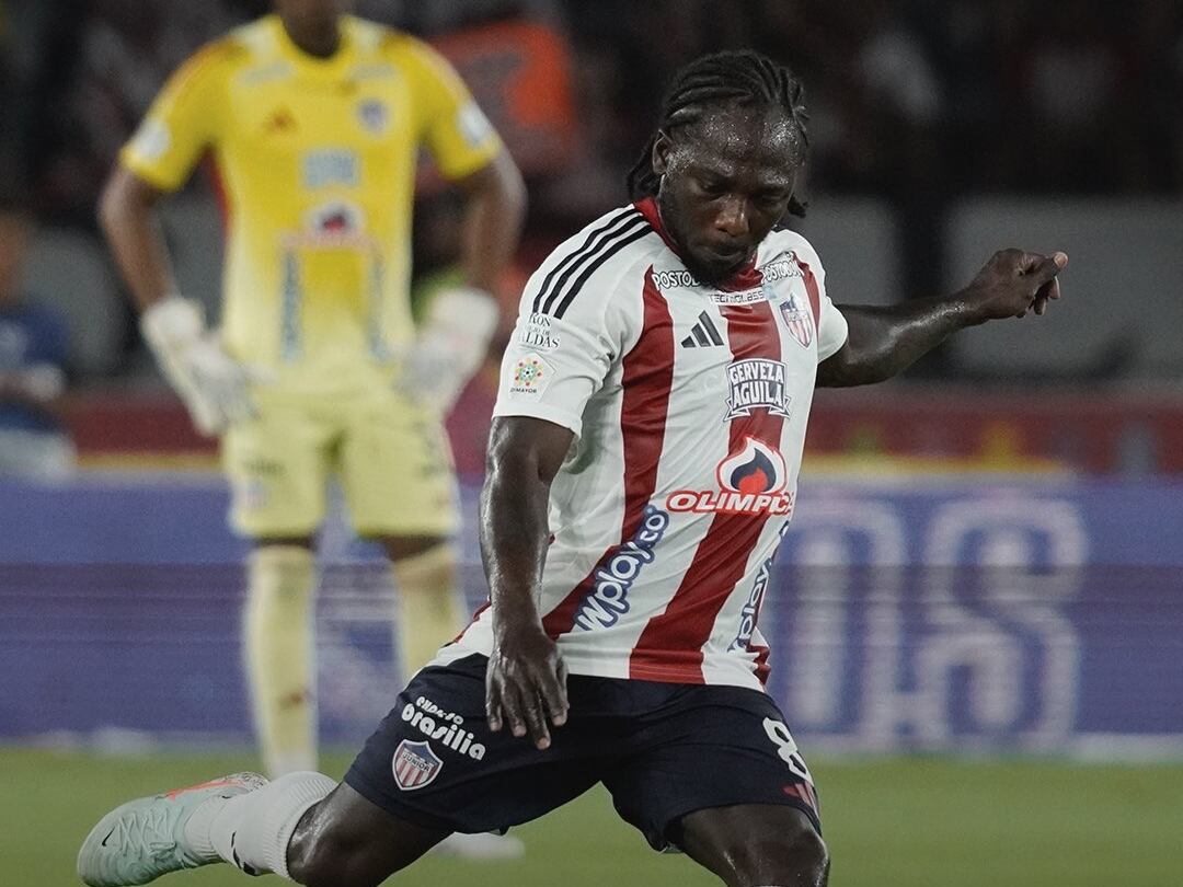 Tomada de Junior oficial