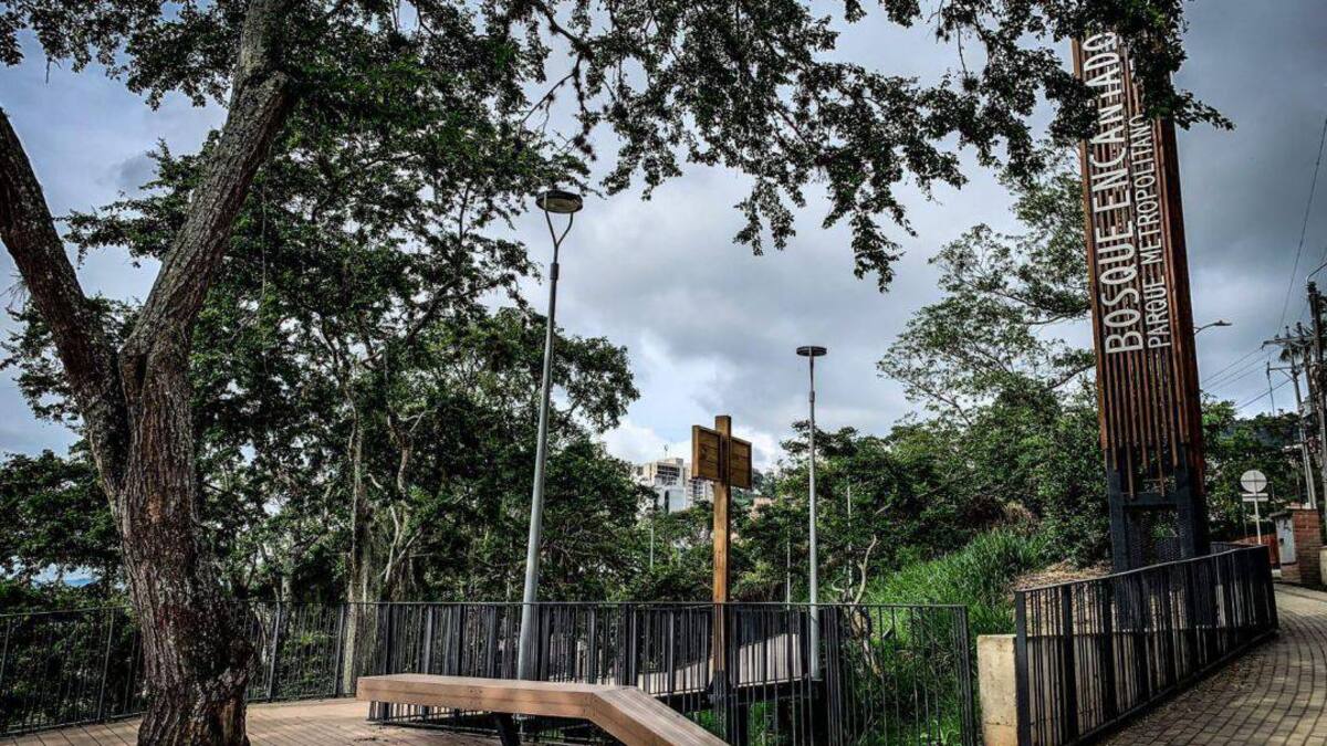 VIDEO: Motociclistas se toman el parque Bosque Encantado