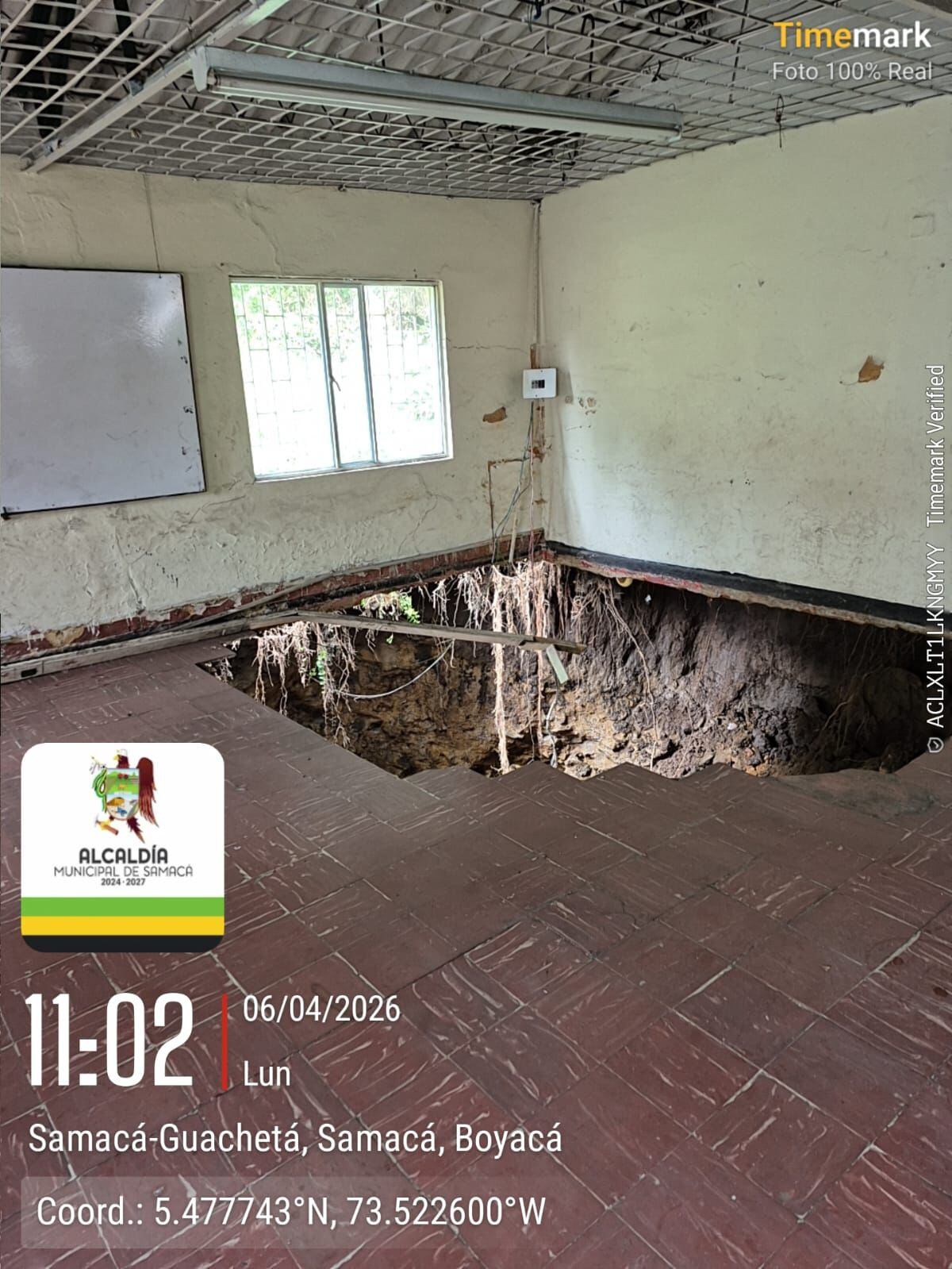 Más de 40 estudiantes serán reubicados tras suspensión de clases por emergencia en la vereda Salamanca.