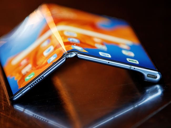 Huawei presentará nueva generación de teléfonos plegables